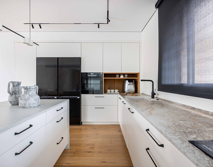 מטבח לבן קלאסי שני אלימלך מעצבת פנים