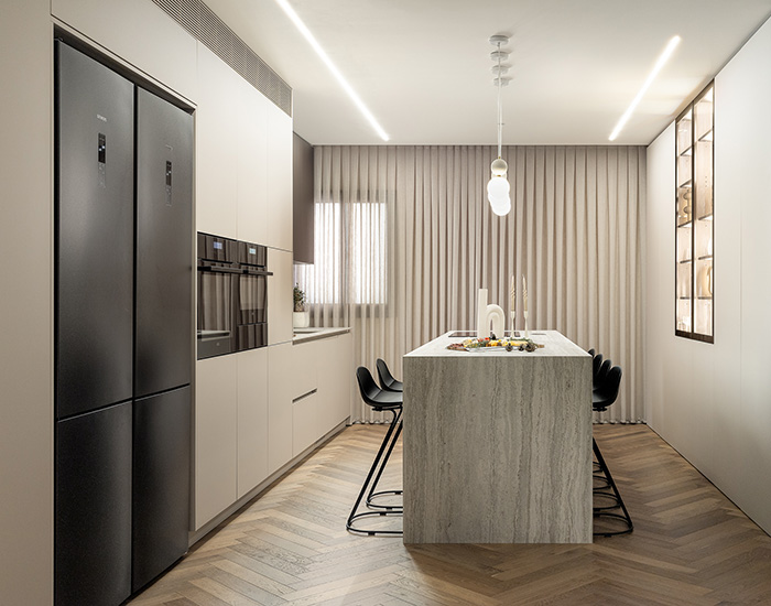 שני אלימלך מעצבת פנים מטבח סהרה